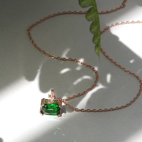 Summer Sale Special + Free Shipping★<br><font color="red"> </font>Forest Emerald Necklace<br> NA0379