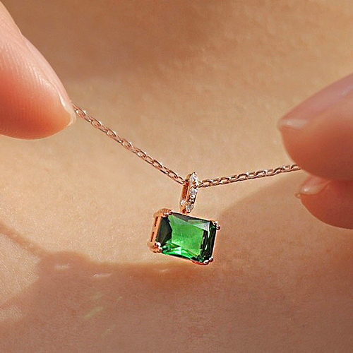 Summer Sale Special + Free Shipping★<br><font color="red"> </font>Forest Emerald Necklace<br> NA0379