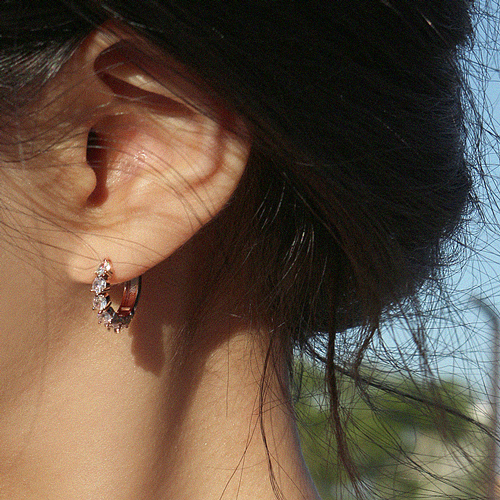 Free summer special price + free shipping★<br><font color="red"></font> Prong Crystal One Touch Ring Earring<br> EA3136