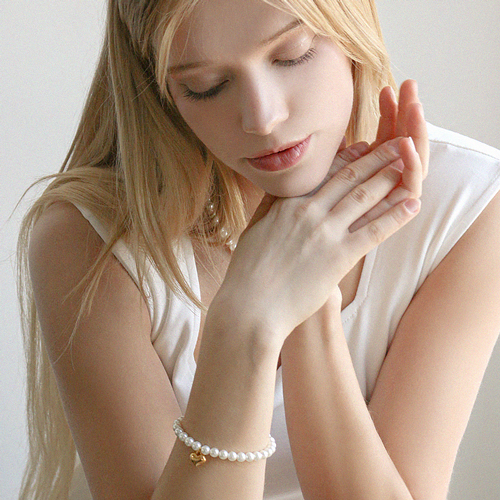 <font color="red">99.9% pure gold 24K Gold</font> bracelet<br><font color="red"> </font>Plump pure gold heart pearl bracelet (6mm)<BR> BA0001_J