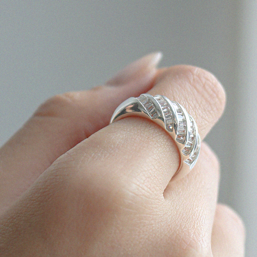 <font color="red">7/4 Today only this price + free shipping★</font><br> Total 92.5 Silver<br> Wafer Bold Ring<br> LRA0010