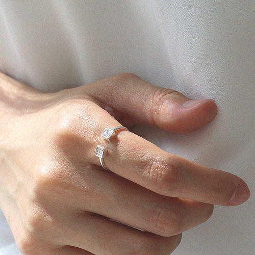 Free summer special price + free shipping★<br> <font color="red">Total 92.5 Silver</font><br> Basic Vian Ring<br> LRA0005
