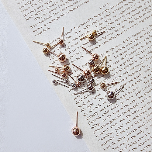 Summer Sale Special + Free Shipping★<br> <font color="red">14k gold★</font><br> 4 sizes from 3mm to 6mm<br> Raise Mini Earring EA2090