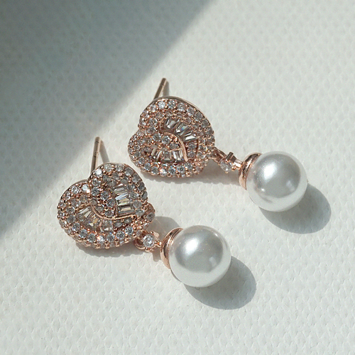 New arrivals 50% off ★ Free shipping<br> <font color="red">92.5 Silver★</font><br> heart madeleine olive earring(8mm)<br> EA0015_A