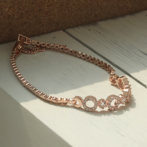 Fall in SALE + Free Shipping★<br><font color="red"></font> Studded crystal bracelet<BR> BA0507